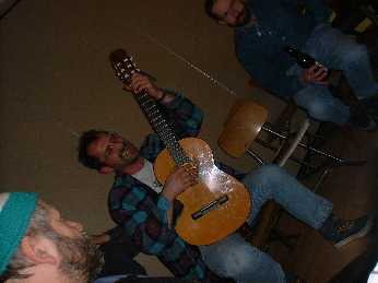 G&uuml;nne (der Fotograf) mit Schlagseite