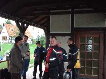 Hier zeigt sich, wer nach dem Fr&uuml;hst&uuml;ck noch motorradfahren will